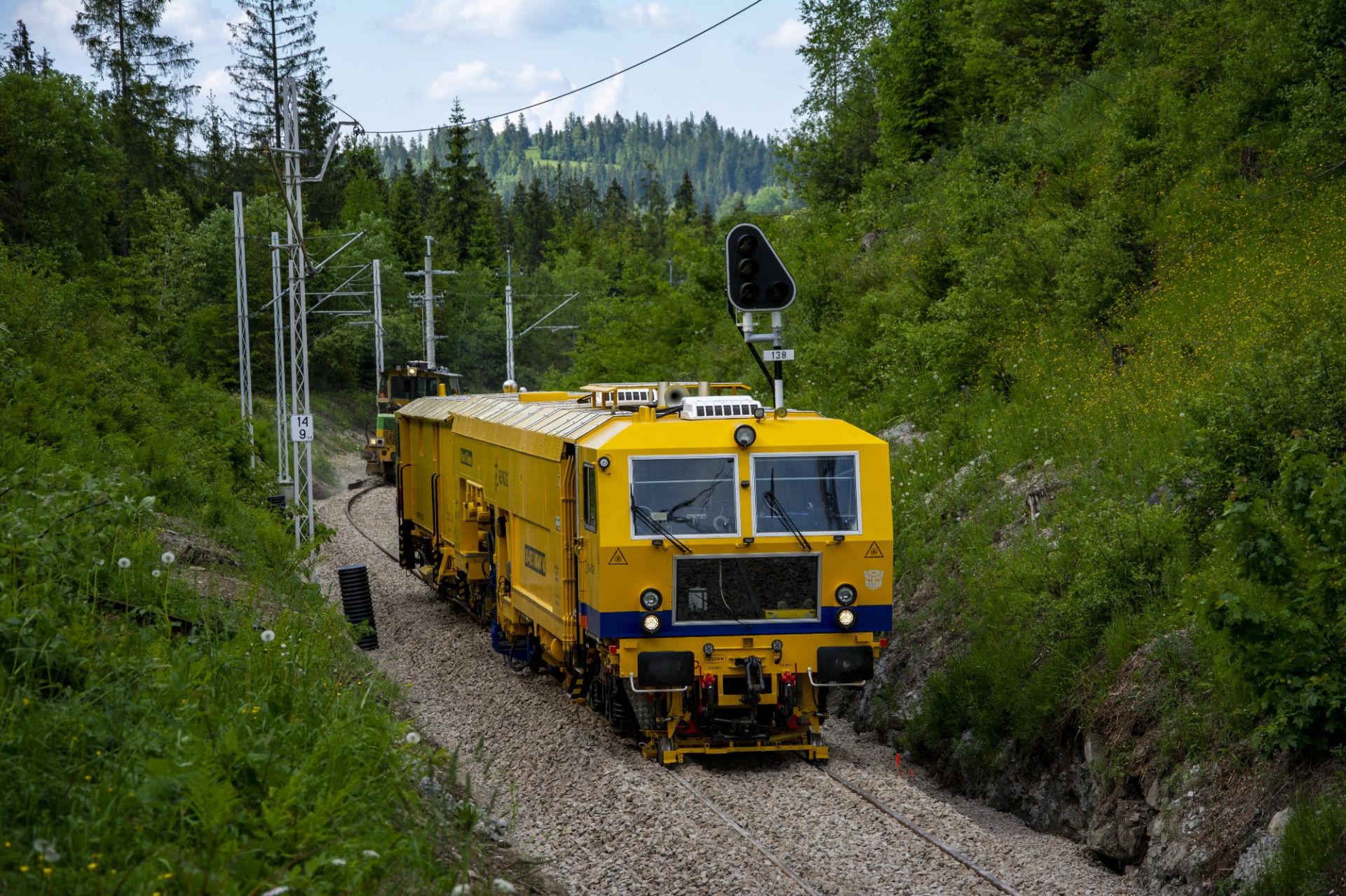 Podbijarka uniwersalna Plasser 08-475 Unimat 4S