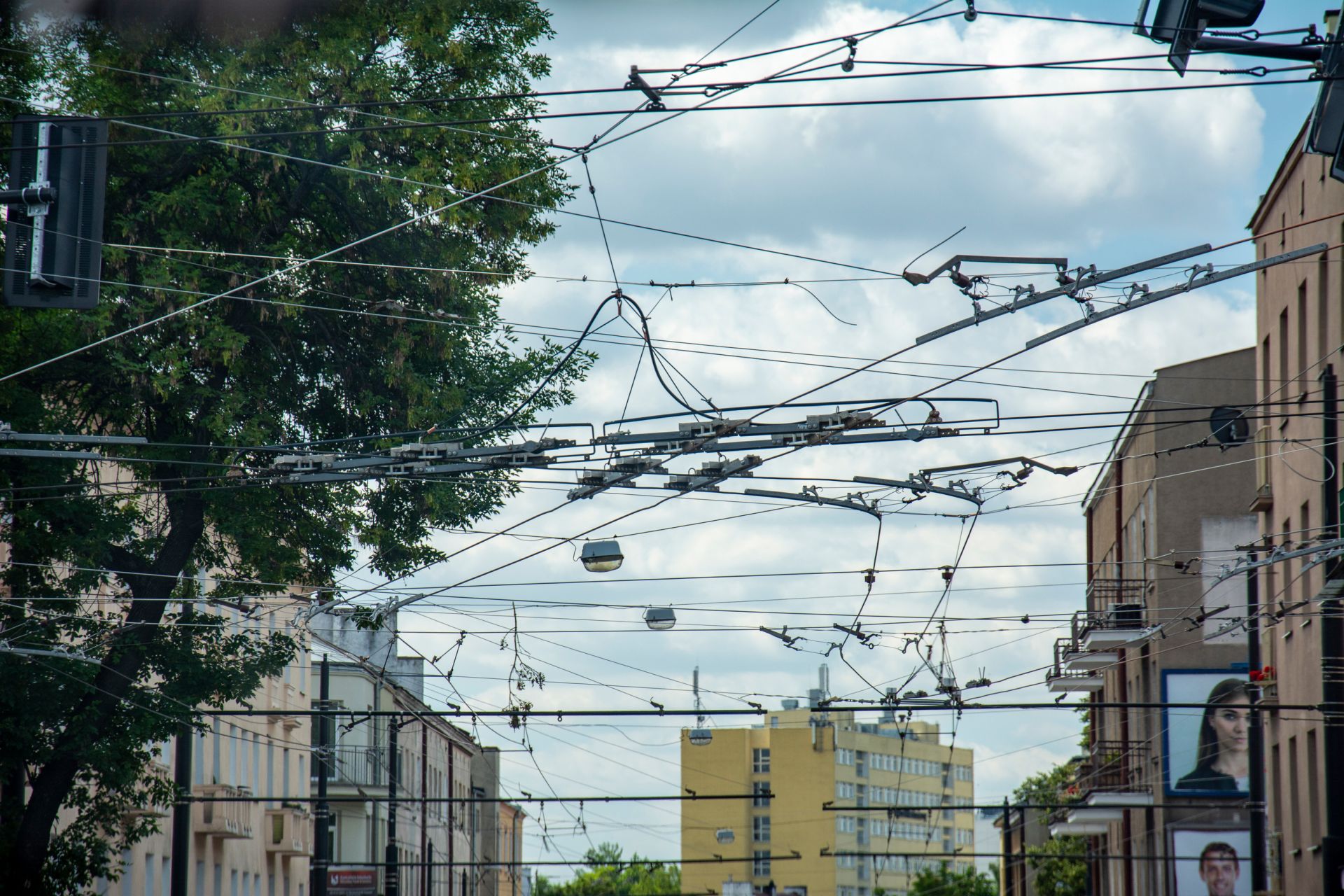 Budowa trakcji trolejbusowej wraz z zasilaniem i podstacją „Poręba” oraz przebudowa oświetlenia drogowego na ulicach: Jana Pawła II, Armii Krajowej i Granitowej w Lublinie